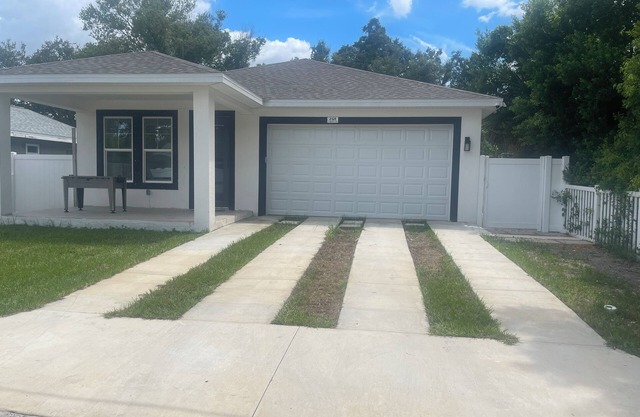 Charming 1-bedroom house in peaceful Tampa
