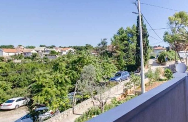 Charming 1-Bedroom Apartment for 3, Pet-Friendly with Parking