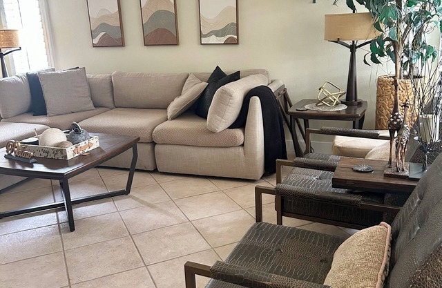 Charming 1-bedroom house in Palm Desert with WiFi and AC