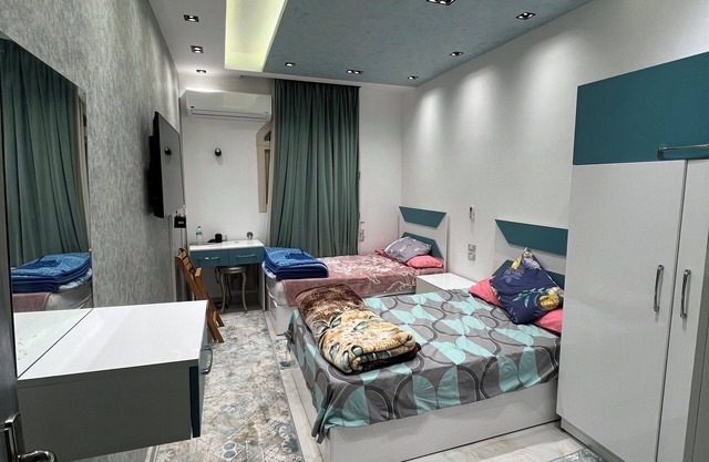 Charming 2-bedroom building in Suez Governorate with AC