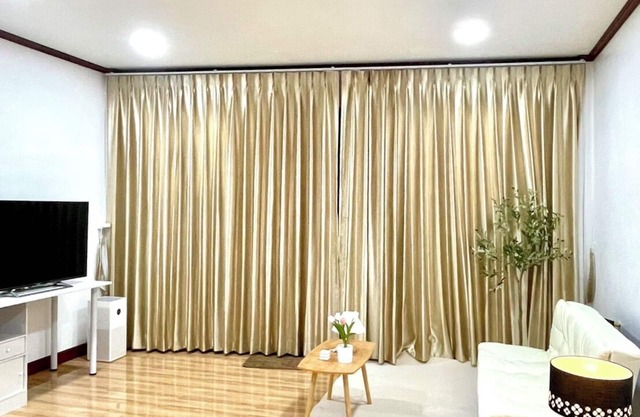 Charming 2-bedroom house with WiFi, AC in pleasant Tambon Khlung