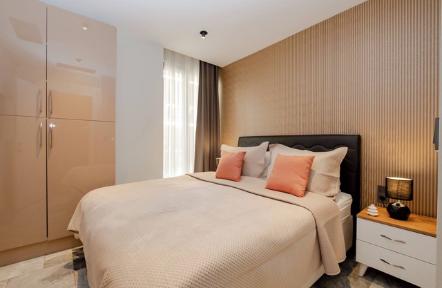 Charming 2-bedroom apartment with elevator in wonderful Istanbul with AC