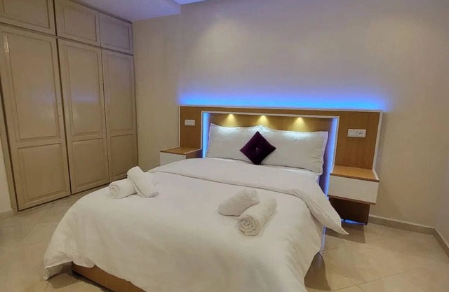 Charming 2-bedroom apartment with WiFi, AC in amazing Agadir