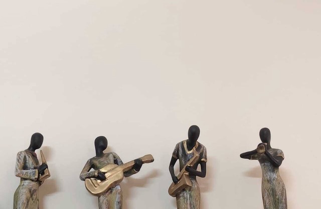 Charming 2-bedroom estatestay with AC, WiFi and swimming pool