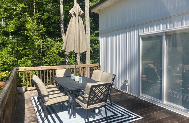 Charming 2-bedroom house in marvelous Stokesdale 2 mins from Carolina Marina