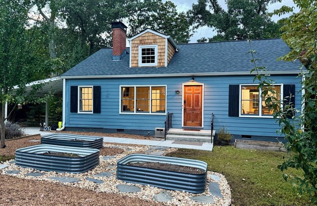 Charming 2-bedroom house in phenomenal downtown Norcross