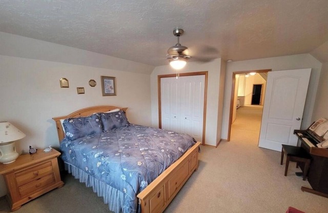 Charming 3-bedroom house in the beautiful mountains of Pine, Idaho.