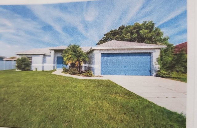 Charming 3-bedroom house with AC, fitness room in Kissimmee