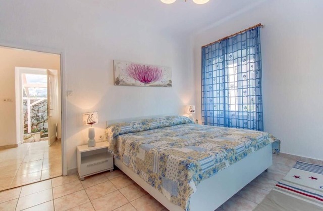 Charming 3-bedroom apartment with AC and WiFi in enchanting Veli Lošinj