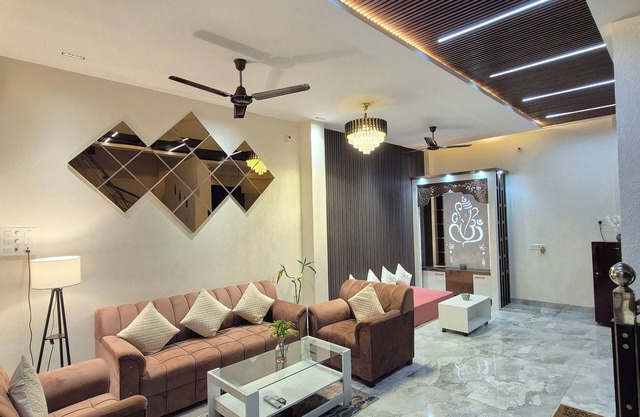 Charming 3-bedroom villa with AC and WiFi in prime location in Varanasi