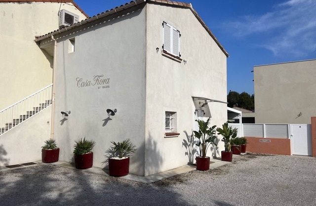 Charming 3-room villa in independent house