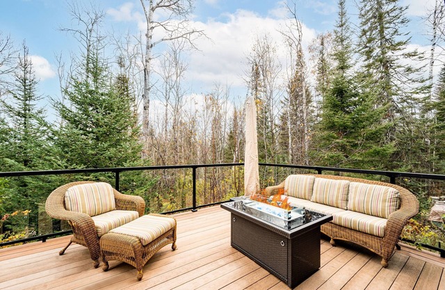 Charming 3BR | Near Lutsen & Grand Marais | Arcade