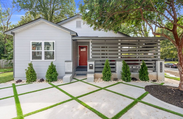 Charming 4BDR Bungalow Close to NoDa