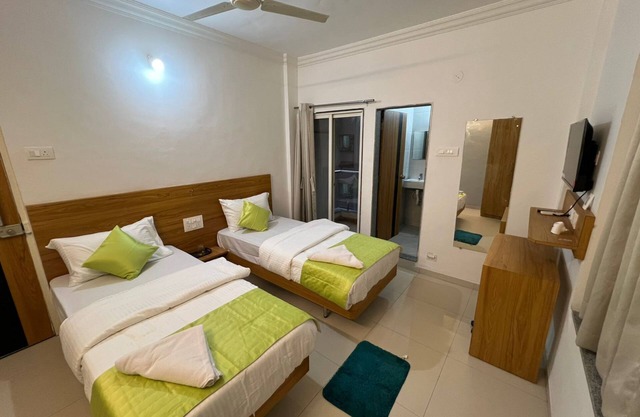 Charming Appartment with 2 bedrooms and WiFi, AC in enjoyable Pune