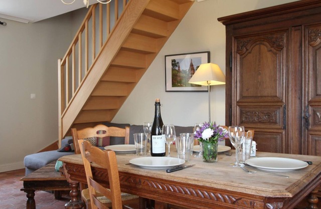 Charming Cottage with Garden near Utah Beach - Fireplace, Modern Amenities, and Pet Friendly