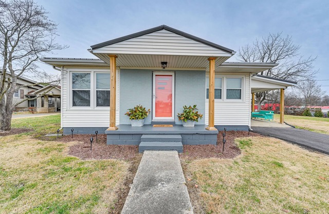 Charming Cave City Vacation Rental w/Fire Pit!