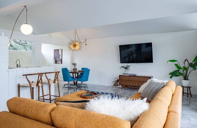 Charming Classic Mid-Century - South Palm Springs