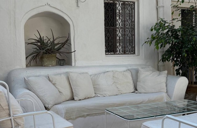 Charming, comfortable traditional Houch in the heart of the island's most beautiful village