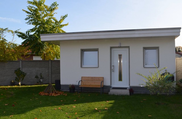 Charming guest house on the outskirts of Berlin