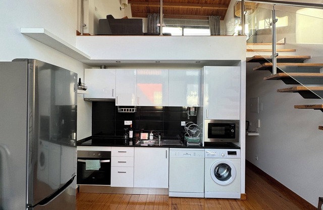 Charming Duplex on Lisbon's River Tejo