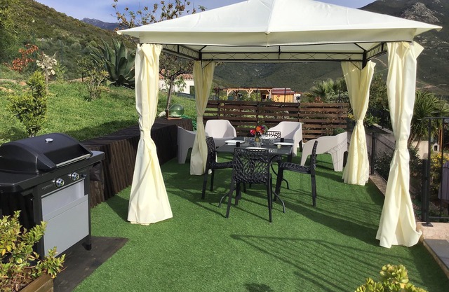 Charming F2 near Ajaccio (air-conditioned, self-contained)