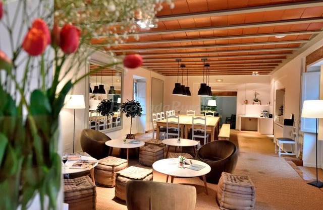 Charming farmhouse ideal for groups