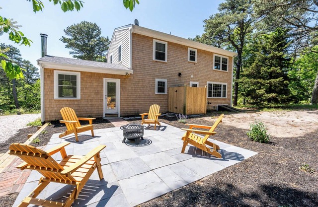 Charming Garrison Colonial Home in Wellfleet