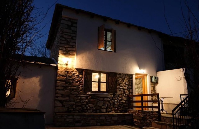 Charming Greek Cottage 10 Min Walk to Acropol