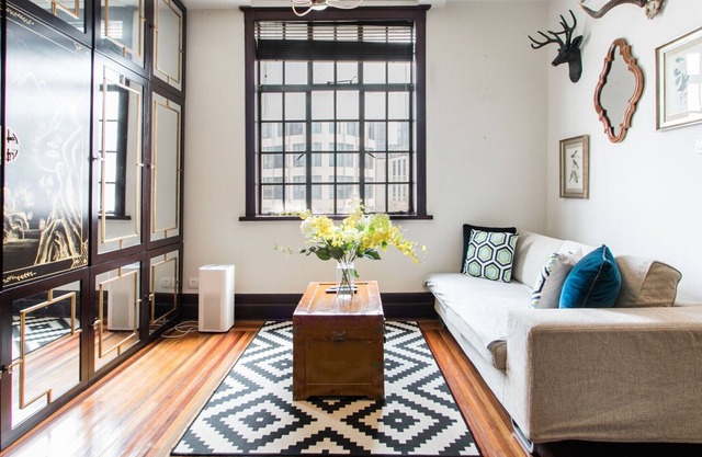 Charming Heritage Suite on Nanjing W Rd/Jing'an