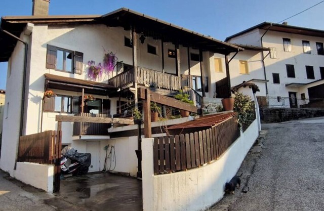 Charming Holiday Home for up to 10 Guests – Your Peaceful Retreat Awaits