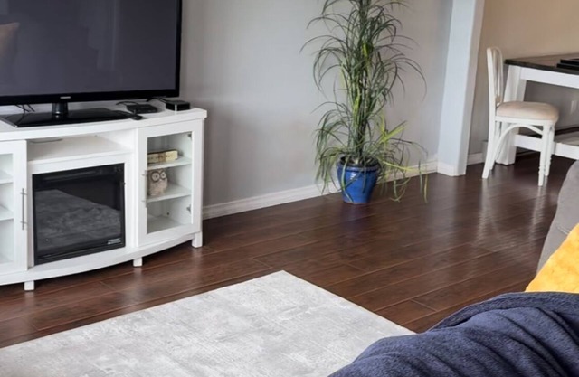 Charming house close to downtown. Pet friendly!