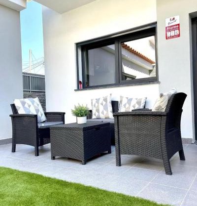 Charming House with Garden in Quinta do Conde, Air Conditioning