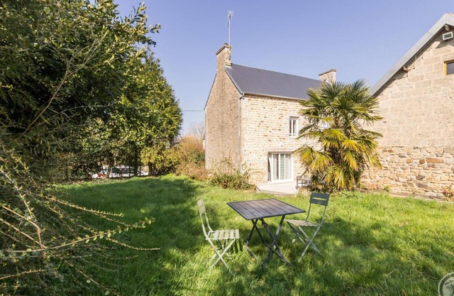 Charming house with private garden and terrace in Jullouville