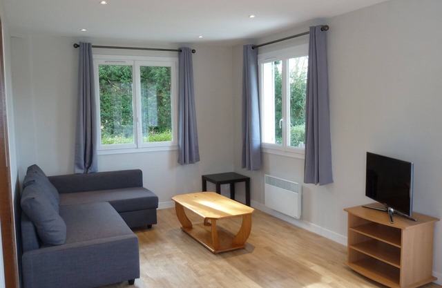 CHARMING HOUSE WITH SEA VIEW AND GARDEN IN VILLERVILLE BETWEEN DEAUVILLE AND HONFLEUR