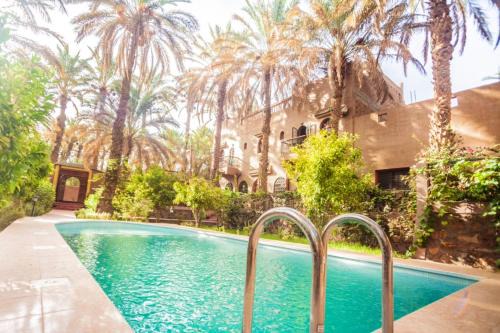 Charming house with pool in Zagora