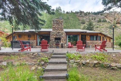 Charming Idaho Springs Retreat on Chicago Creek!