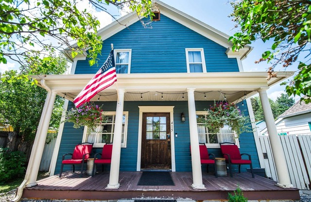 Charming Red Lodge Home - Steps from downtown