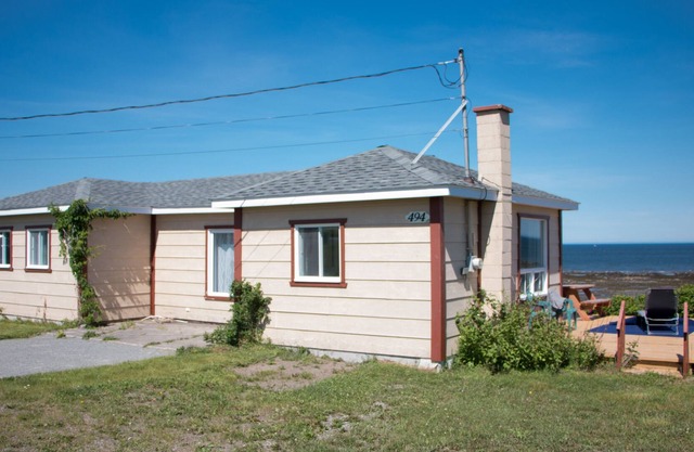 Charming seaside chalet, quiet and comfortable. It will charm you thanks to its