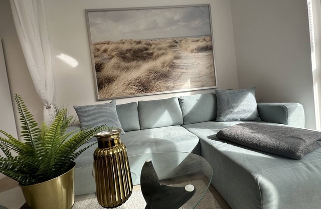 "Charming SEESTERN Apartment: Your Perfect Getaway in Rostock!"