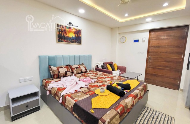 Charming Studio, Solitaire Suites, Jaipur, Wi-Fi, AC