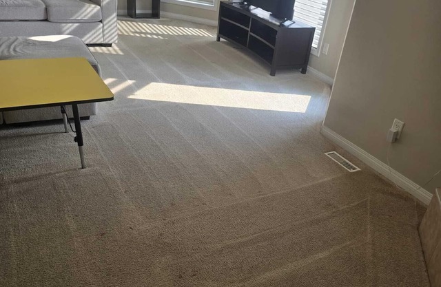 Charming suite in a townhome in wonderful Fort McMurray with AC