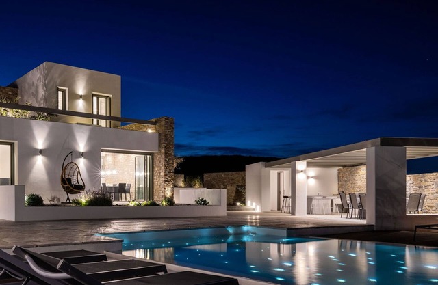 Charming villa with pool & sea view in Santa Maria, Paros (Greece) - 12 per max