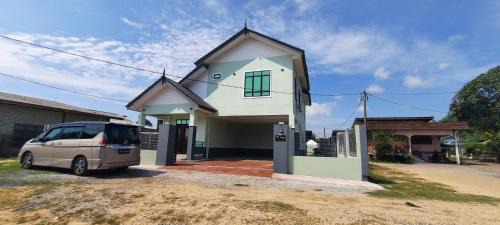 Chatak Hill Residence