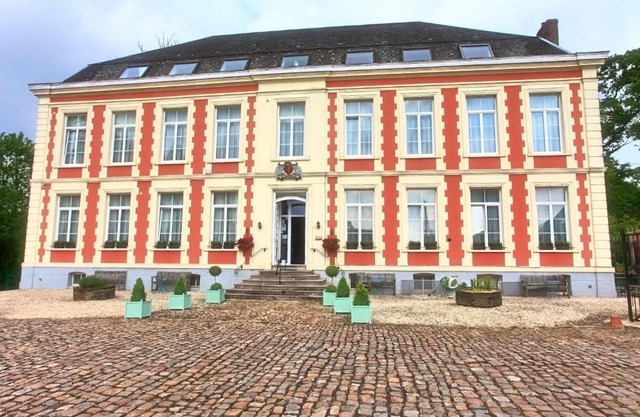 Chateau de Moulin le Comte