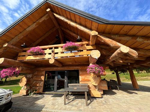 Chaty u Ramzesa nowe domy z bala