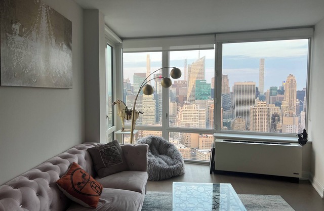 Chic 1-bedroom with WiFi, fitness room in marvelous New York