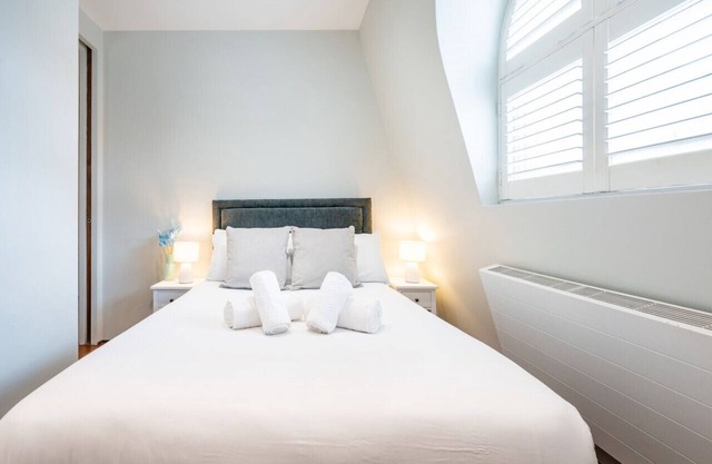 Chic 2 Bedroom in South Kensington