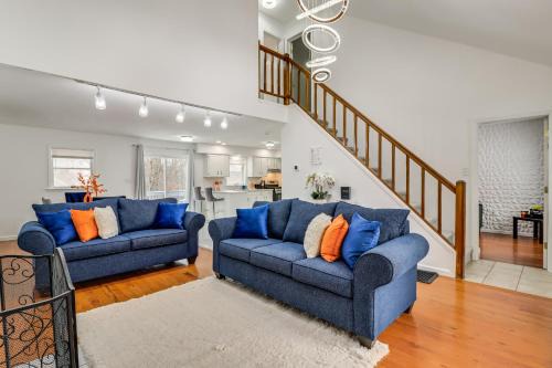 Chic Pocono Hideaway with Private Indoor Sauna