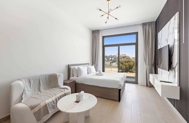 Chic Studio in new residence with pool sauna gym