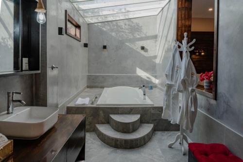 Chill Hotel Boutique - Chill Lover